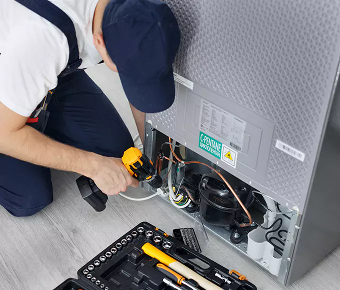Why Encinitas Facility Managers Trust Encinitas Appliance Pro for Every Commercial Chiller Repair?